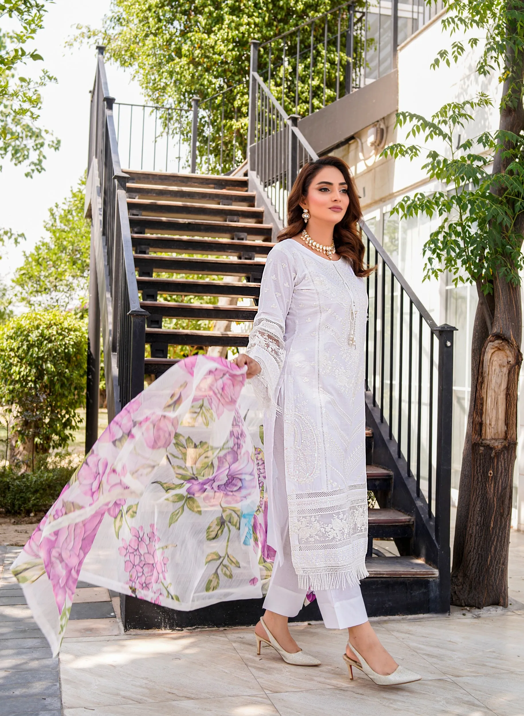ATR-1129 - Offwhite - Sehrish B Lux Cotton