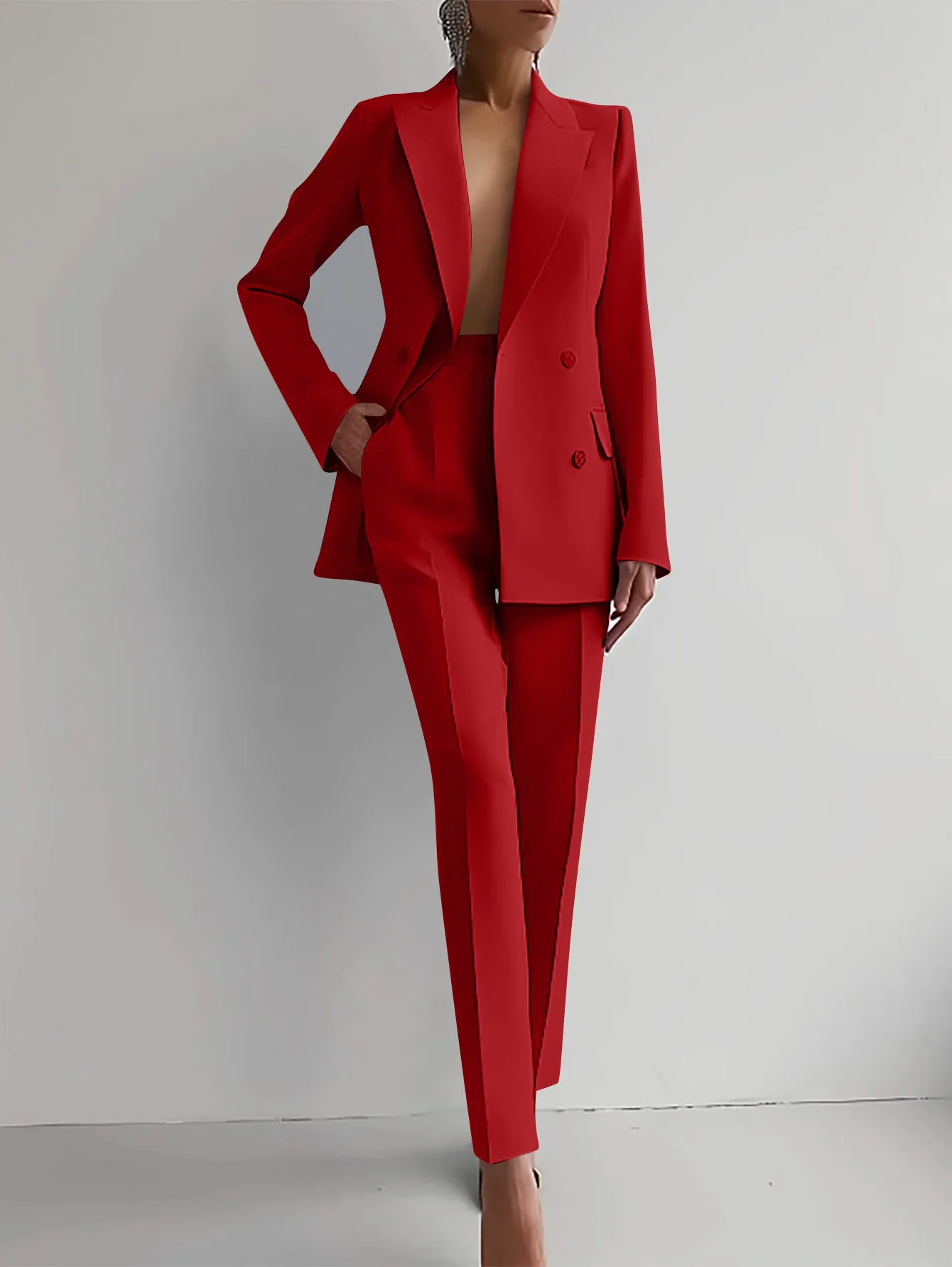 Eletta - Modern Fitted Woman's Suit