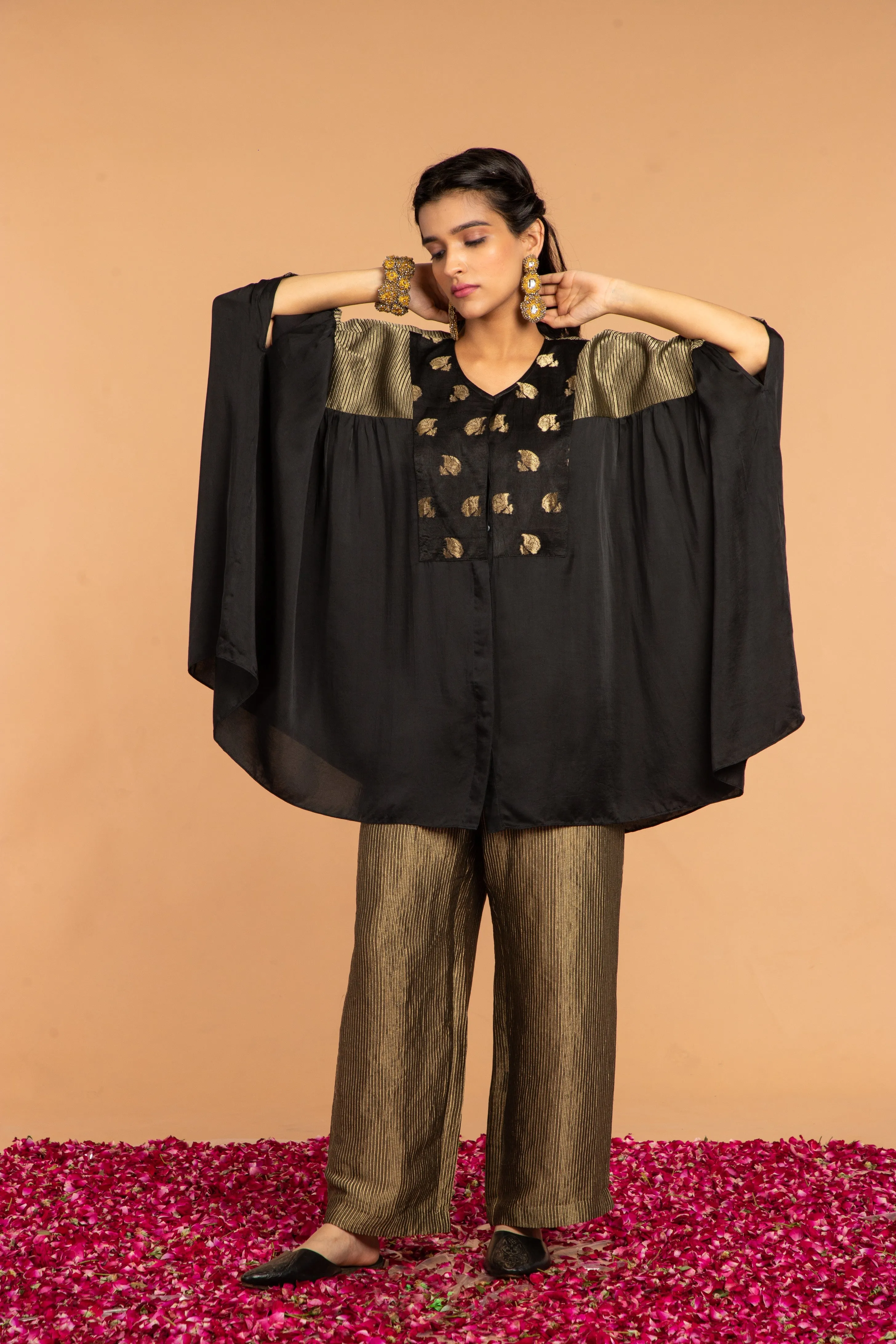 GULAB YOKE SHORT KAFTAN CO -ORD SET(2PC SET)