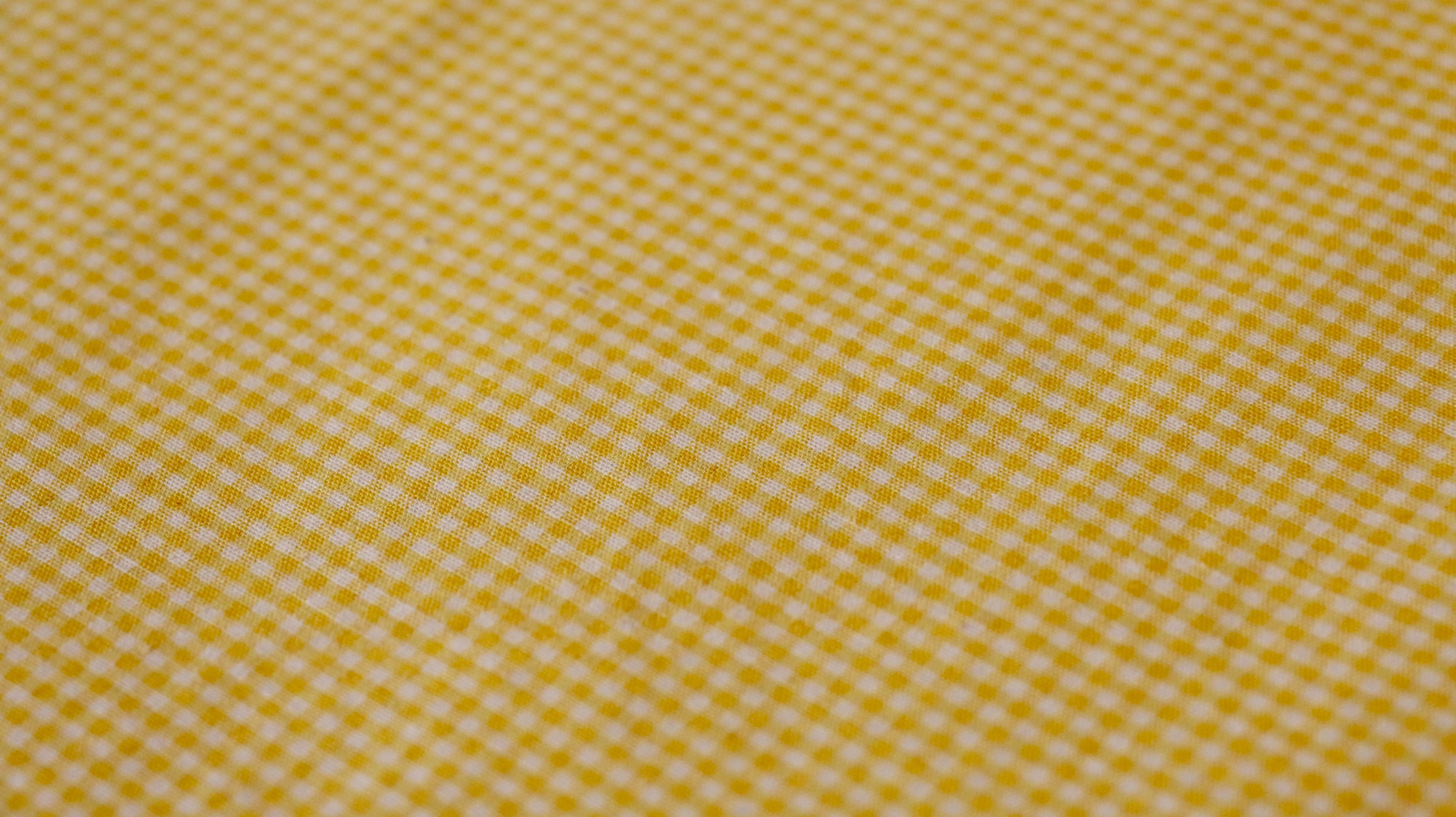 REMNANT 0.50m x 1.45m -POLYCOTTON POPLIN - Yellow and off-white 2mm gingham design