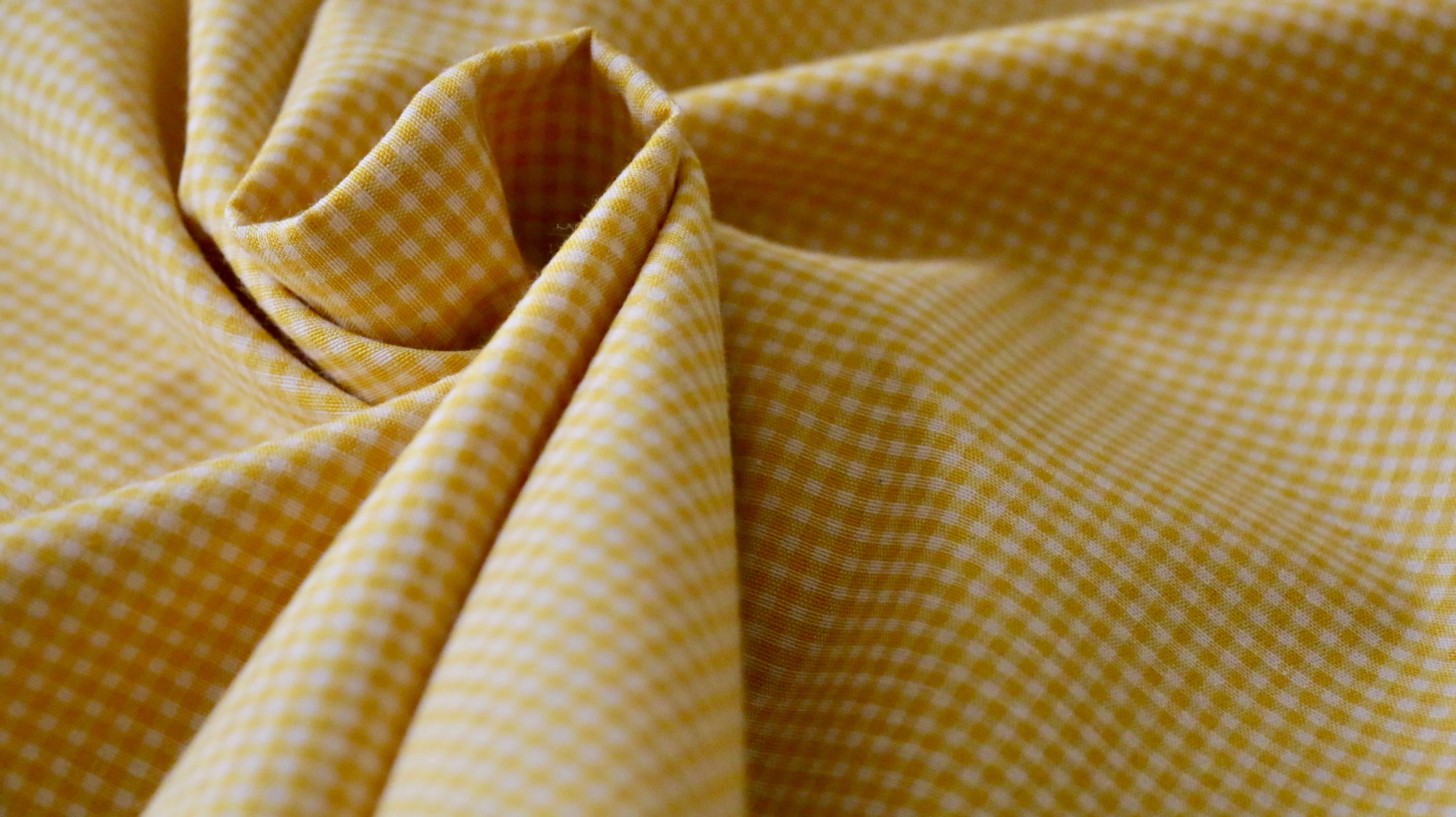REMNANT 0.50m x 1.45m -POLYCOTTON POPLIN - Yellow and off-white 2mm gingham design