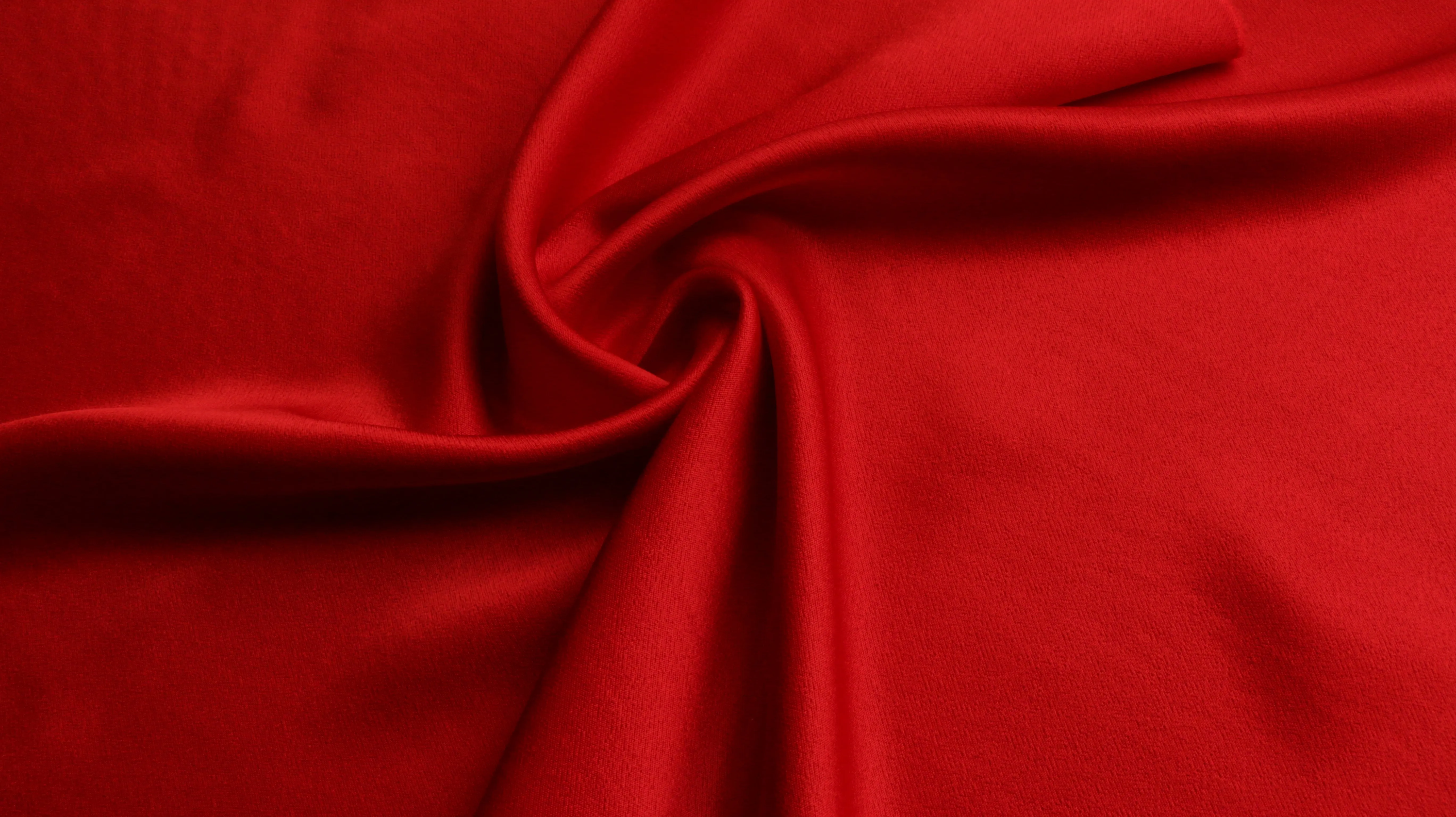 REMNANT 0.80m x 1.46m - SATIN FABRIC - Red colour