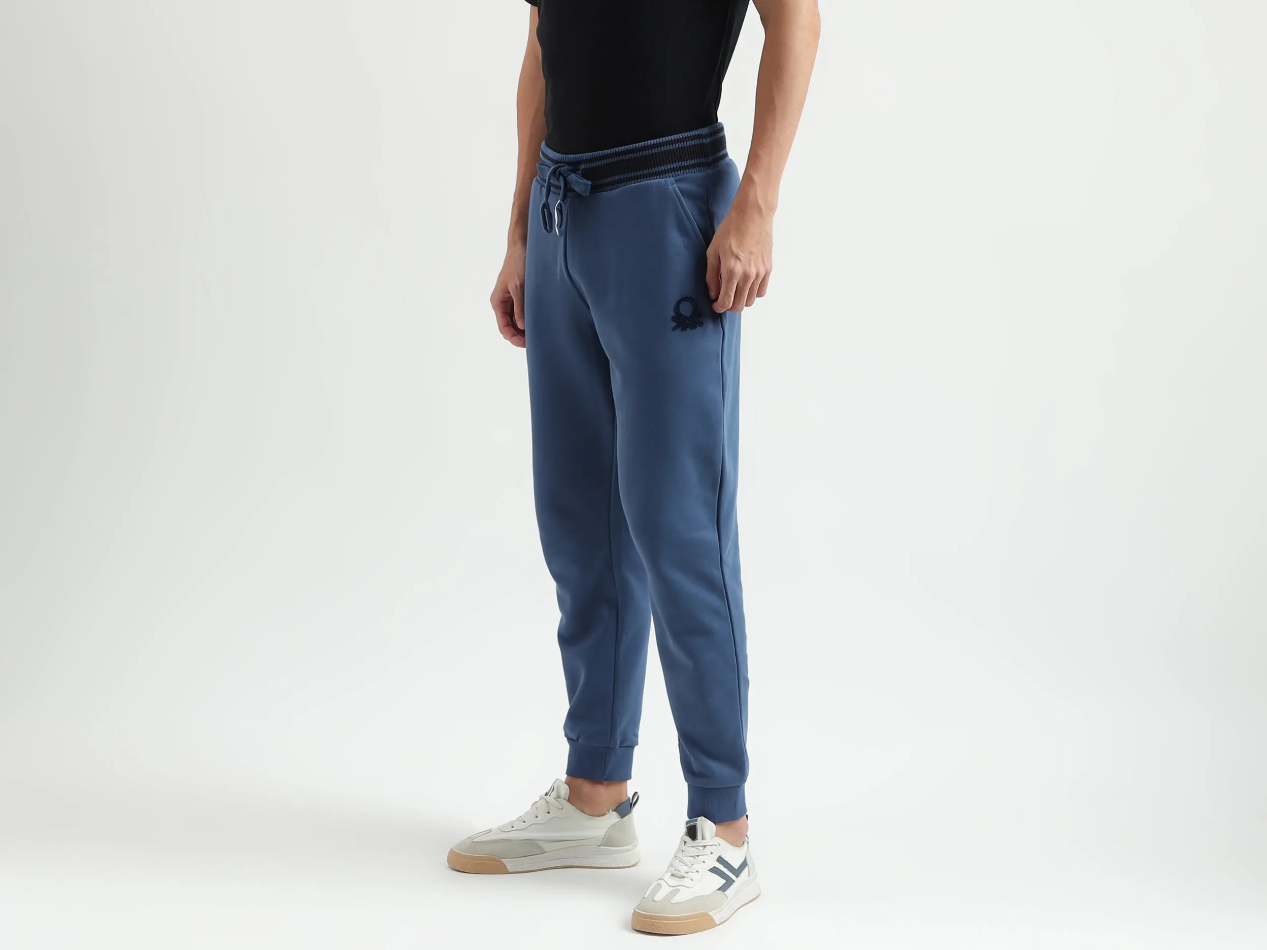 Solid Pattern Regular Fit Trousers
