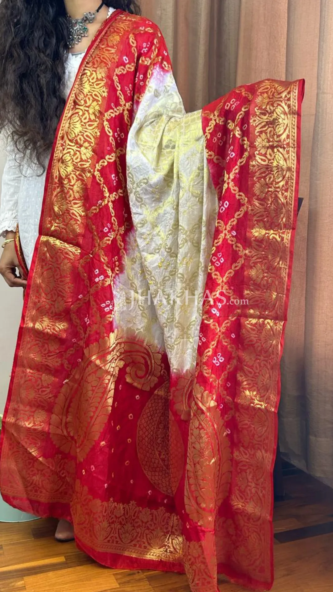 White And Red Ghatchola Banarasi Dupatta